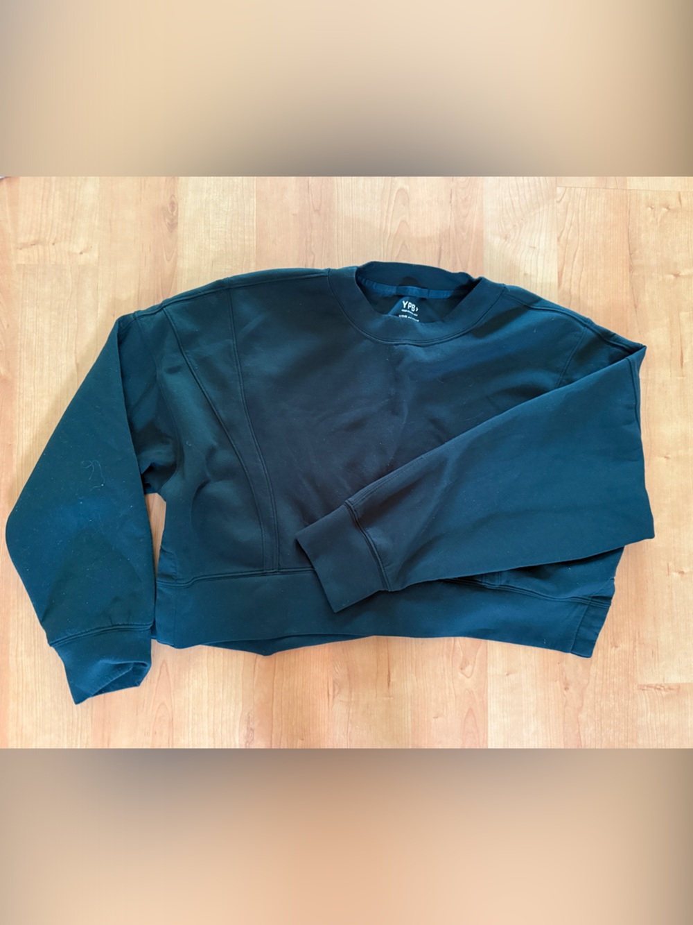 Abercrombie & Fitch Black Crewneck Sweatshirt